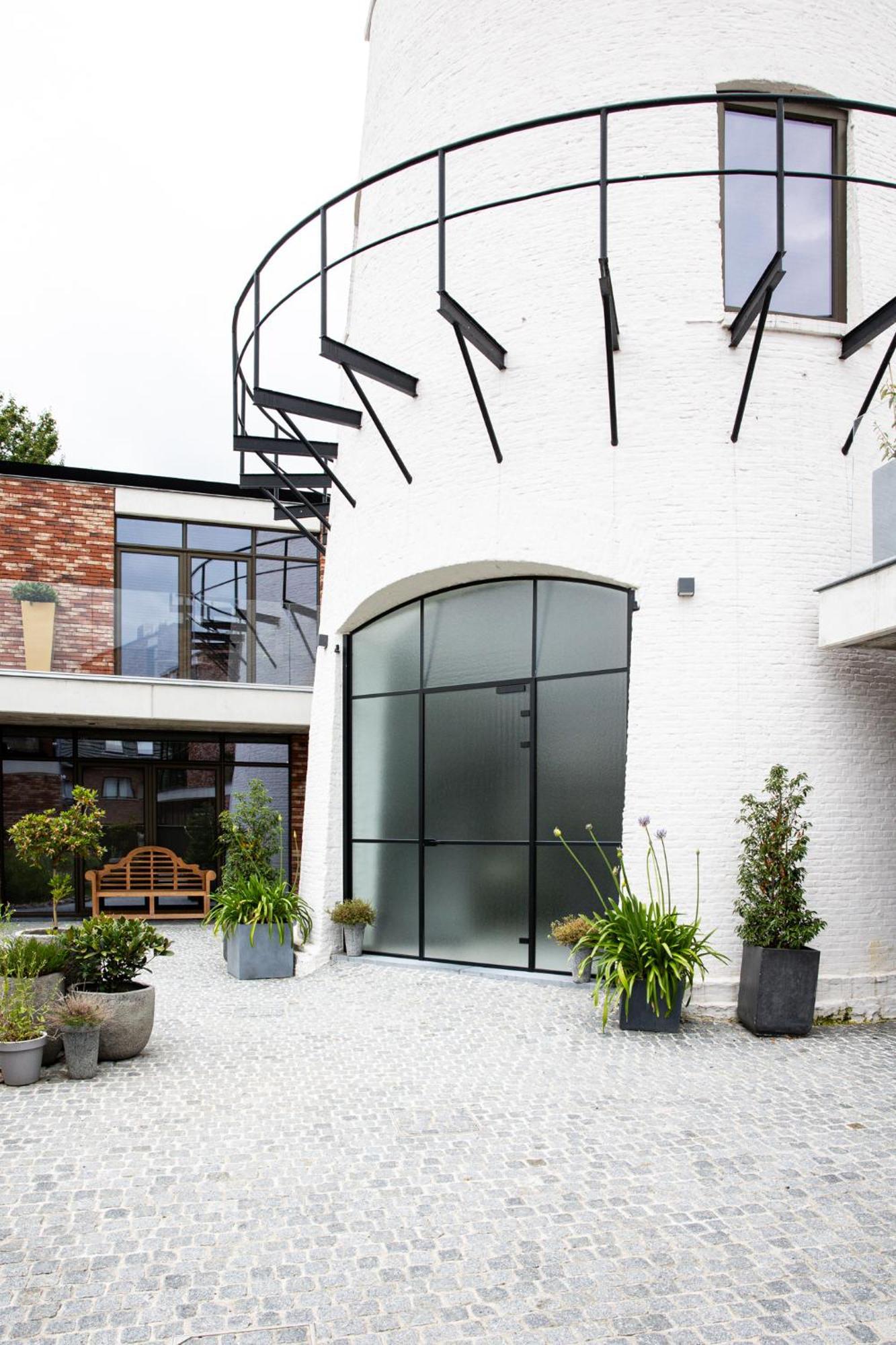 The Millhouse Villa Sint-Niklaas Exteriör bild